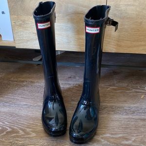 Black hunter rain boots size 9